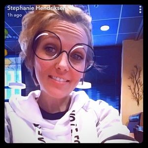 Meet your Posher, Stephanie